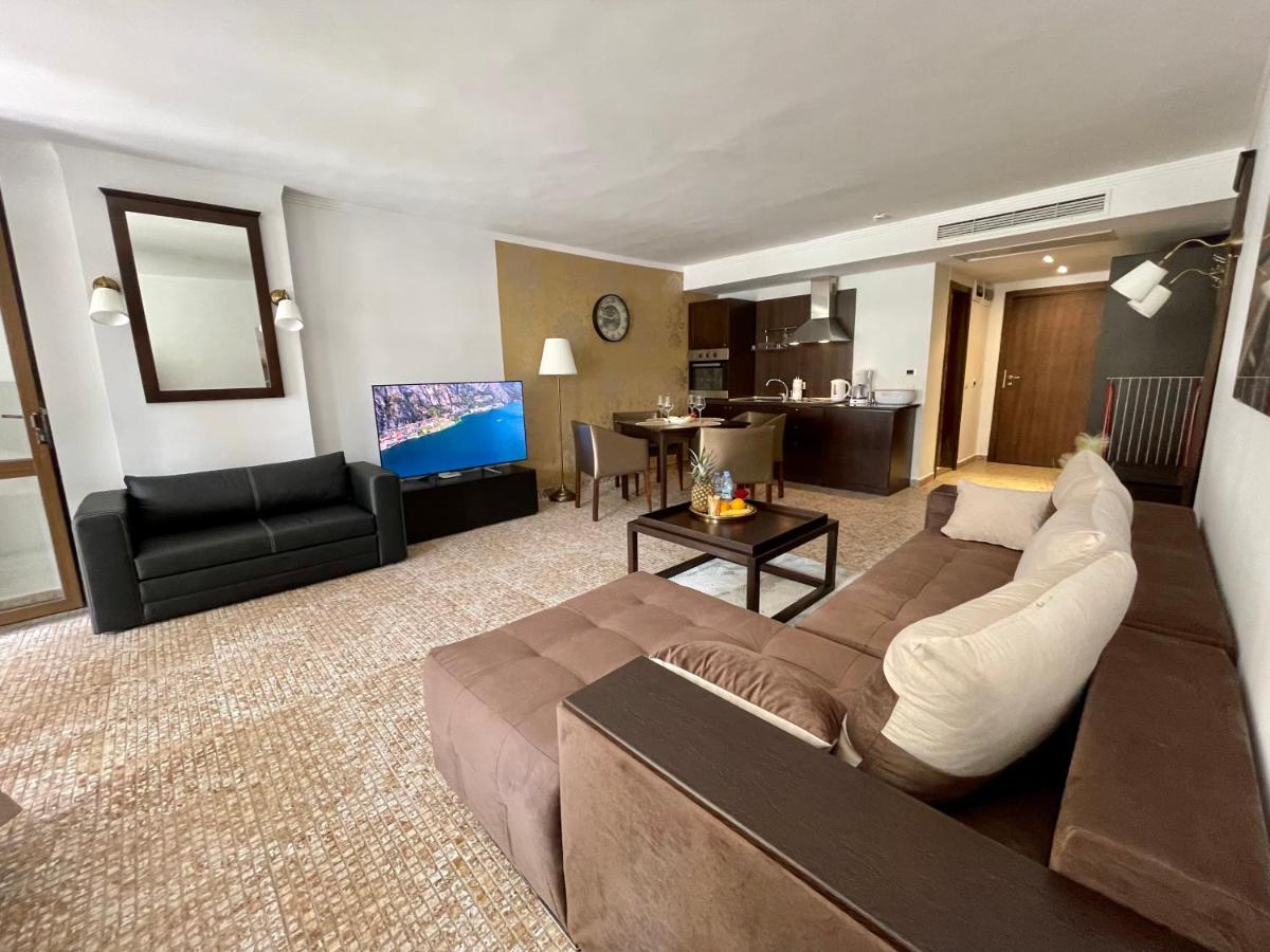 Royal Beach Apartments - 5M To Pool, 100M To Beach Słoneczny Brzeg Zewnętrze zdjęcie